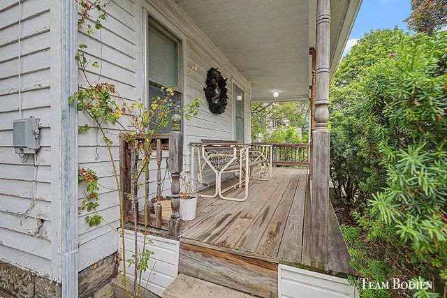 581 Harlan Avenue Ne, City Of Grand Rapids, MI 49503