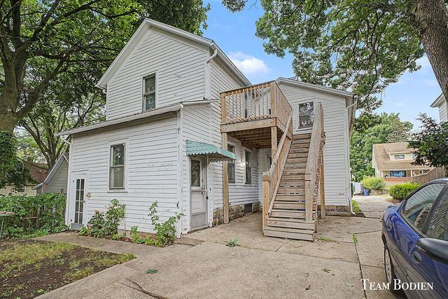 581 Harlan Avenue Ne, City Of Grand Rapids, MI 49503