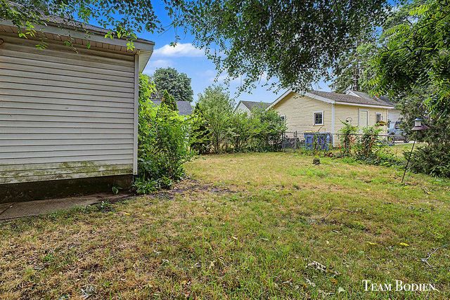 581 Harlan Avenue Ne, City Of Grand Rapids, MI 49503
