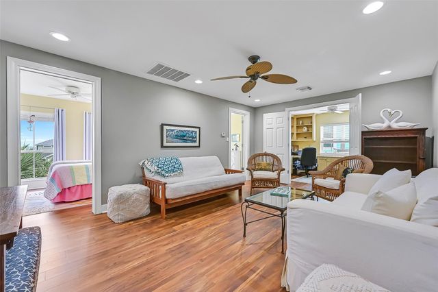 22313 Bay Vista, Galveston, TX 77554