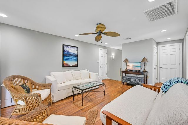 22313 Bay Vista, Galveston, TX 77554