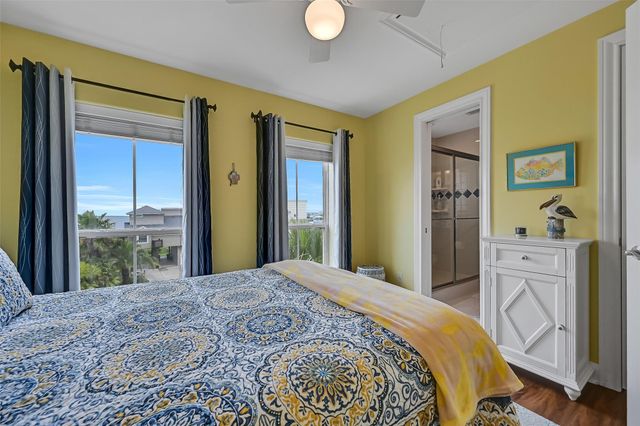 22313 Bay Vista, Galveston, TX 77554