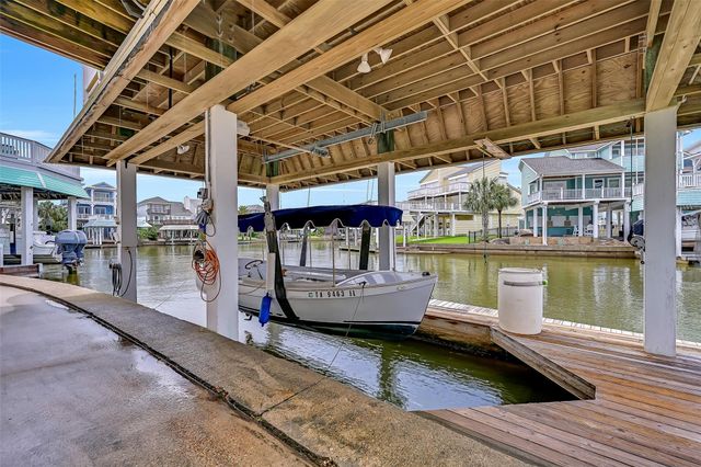 22313 Bay Vista, Galveston, TX 77554