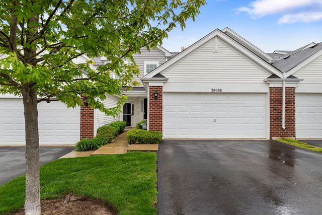 28088 W Niagara Street, Lakemoor, IL 60051