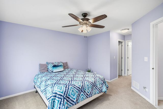 28088 W Niagara Street, Lakemoor, IL 60051