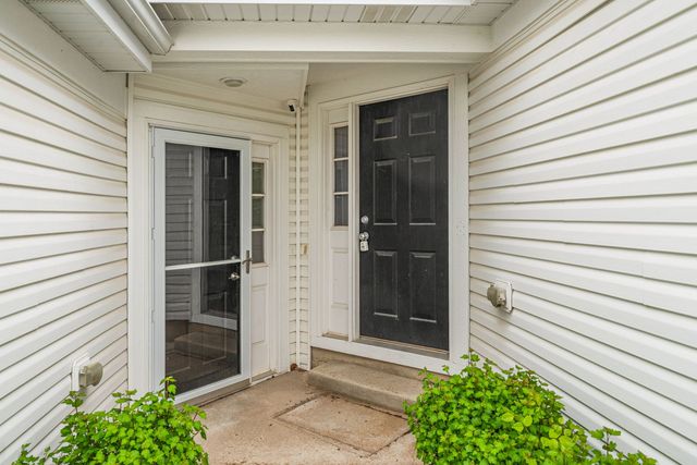 28088 W Niagara Street, Lakemoor, IL 60051