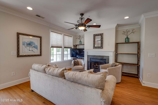 207 S Academy Street, Washington, NC 27889