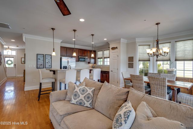 207 S Academy Street, Washington, NC 27889