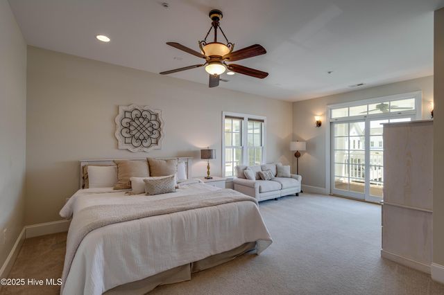 207 S Academy Street, Washington, NC 27889