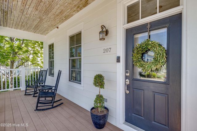 207 S Academy Street, Washington, NC 27889