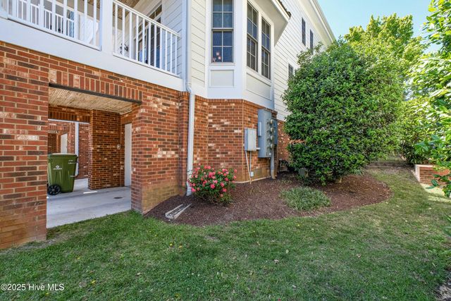 207 S Academy Street, Washington, NC 27889
