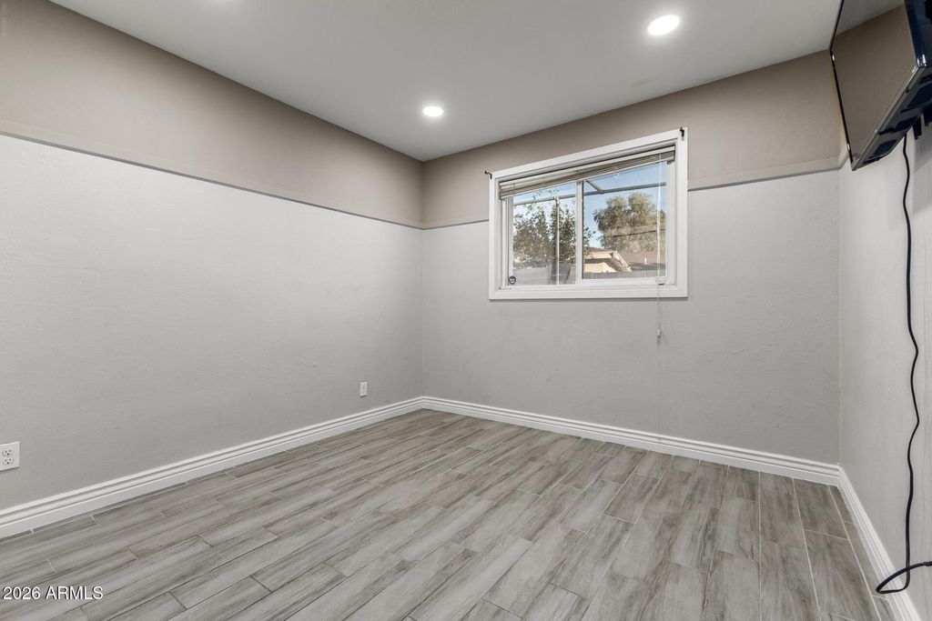 Image 30 of property listing at 5738 W PIERSON Street, Phoenix, AZ 85031