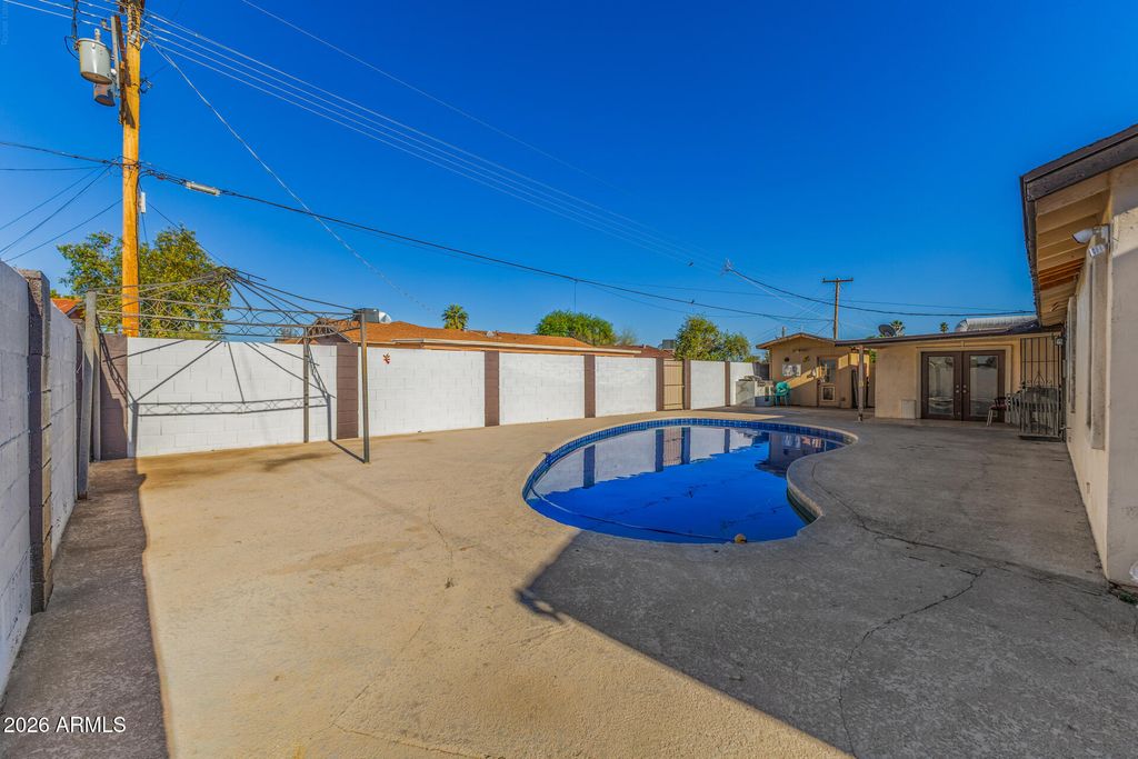 Image 37 of property listing at 5738 W PIERSON Street, Phoenix, AZ 85031