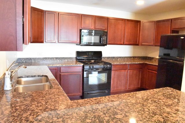8255 Skokie Boulevard 501, Skokie, IL 60077