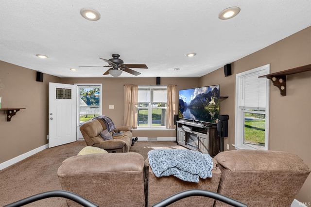 56578 Eastvue Drive, Osceola, IN 46561