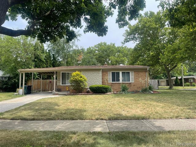 15341 Marlow Corner, Oak Park, MI 48237