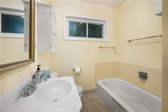 6103 E Coralite, Long Beach, CA 90808