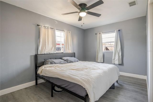 8725 N 52ND STREET, Tampa, FL 33617