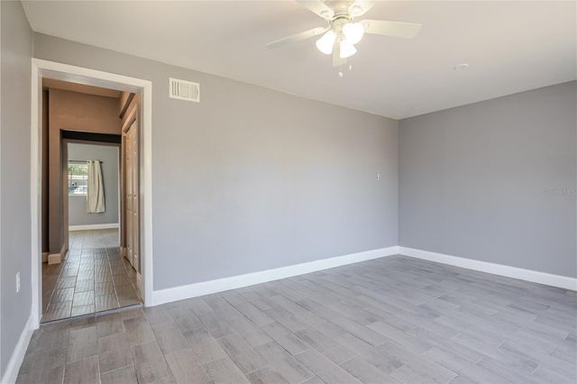 8725 N 52ND STREET, Tampa, FL 33617