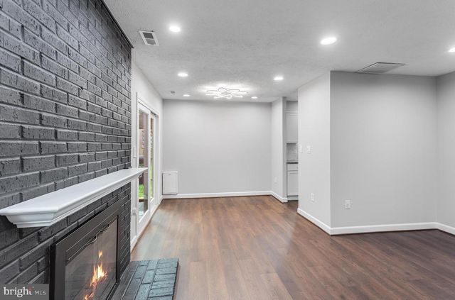 305 ALEXIS DR, Glen Burnie, MD 21061