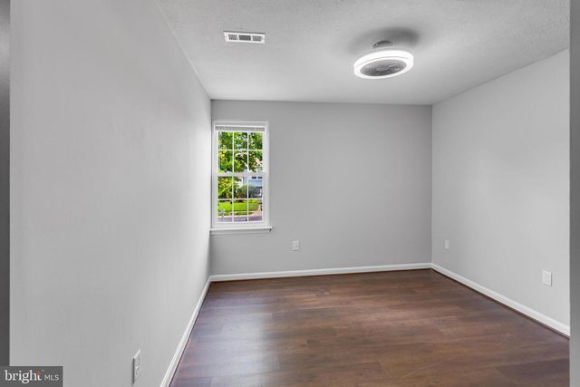 305 ALEXIS DR, Glen Burnie, MD 21061