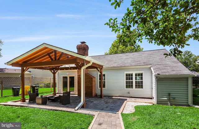 305 ALEXIS DR, Glen Burnie, MD 21061