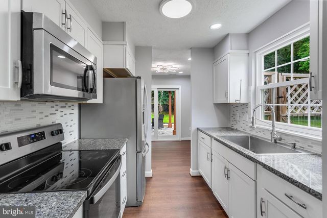 305 ALEXIS DR, Glen Burnie, MD 21061