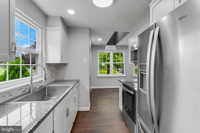 305 ALEXIS DR, Glen Burnie, MD 21061