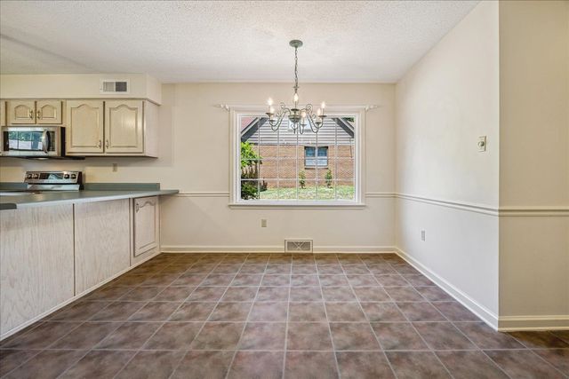 2316 THORNWOOD LN, Memphis, TN 38119