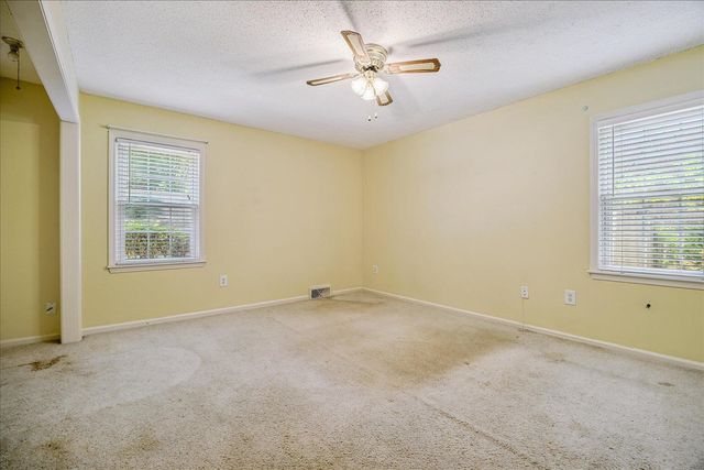 2316 THORNWOOD LN, Memphis, TN 38119