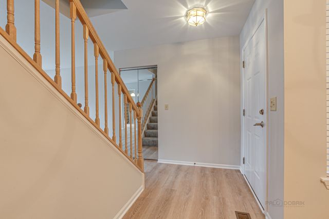 1291 Orleans Drive, Mundelein, IL 60060