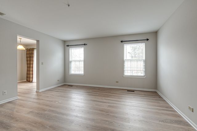 1291 Orleans Drive, Mundelein, IL 60060