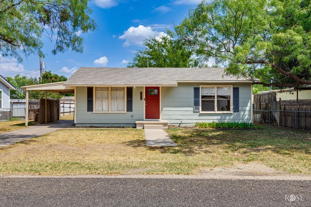 Image 1 of property listing at 1216 Linda Lee Drive, San Angelo, TX 76905