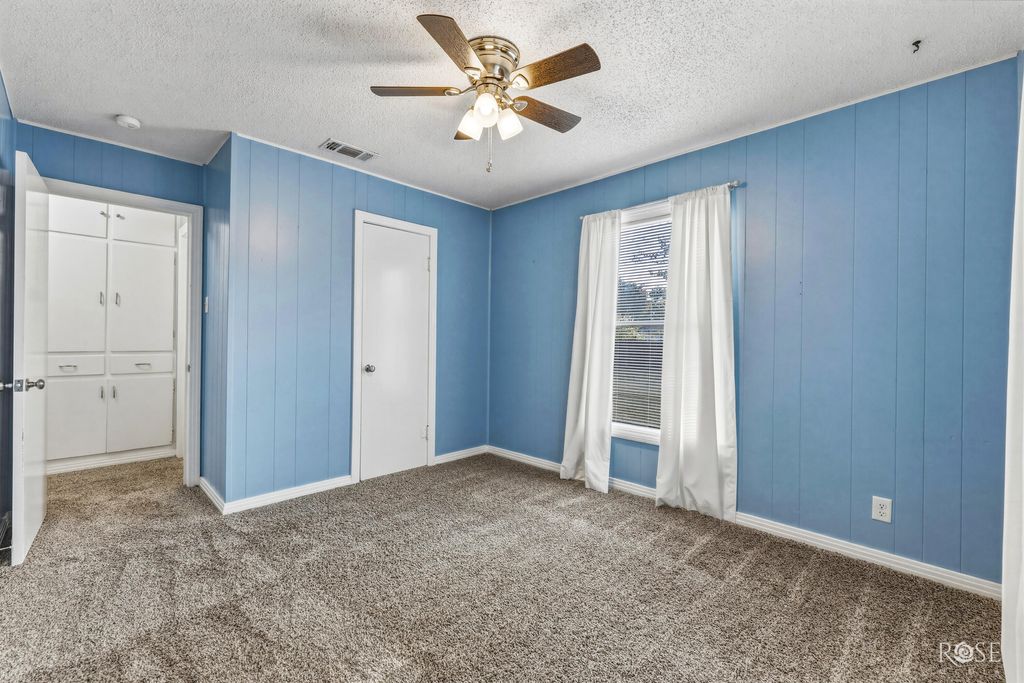 Image 21 of property listing at 1216 Linda Lee Drive, San Angelo, TX 76905