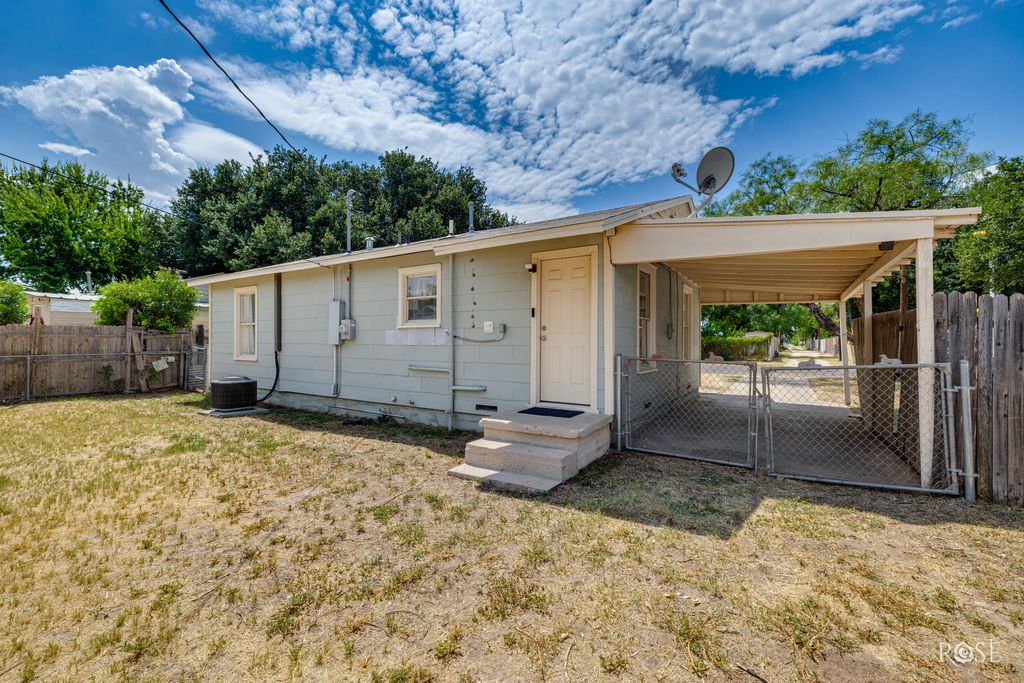 Image 23 of property listing at 1216 Linda Lee Drive, San Angelo, TX 76905