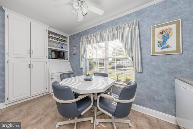 4 STEWART LN, Deptford, NJ 08096