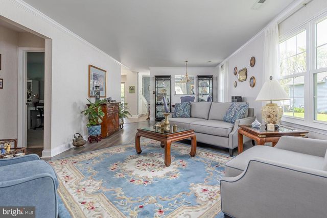 4 STEWART LN, Deptford, NJ 08096