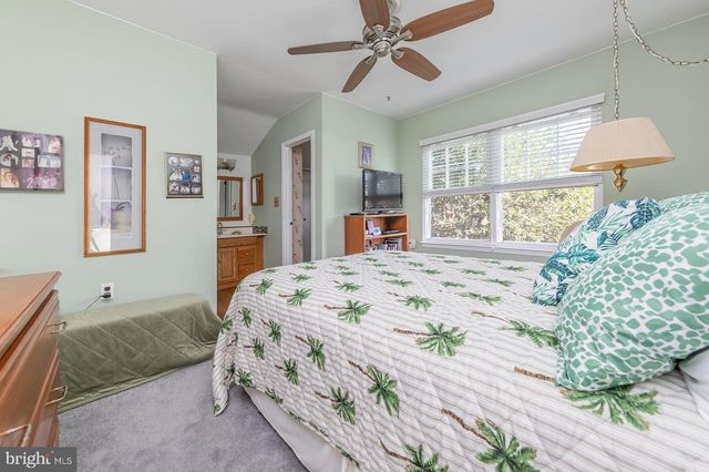 4 STEWART LN, Deptford, NJ 08096