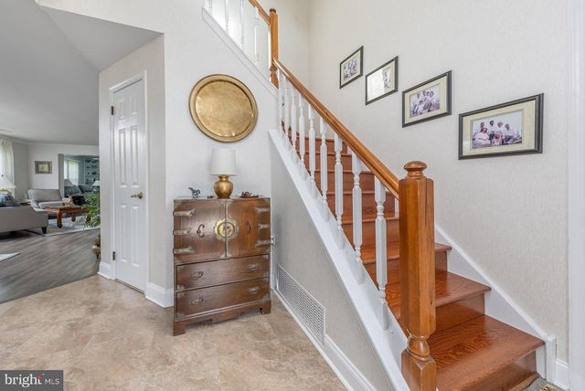 4 STEWART LN, Deptford, NJ 08096