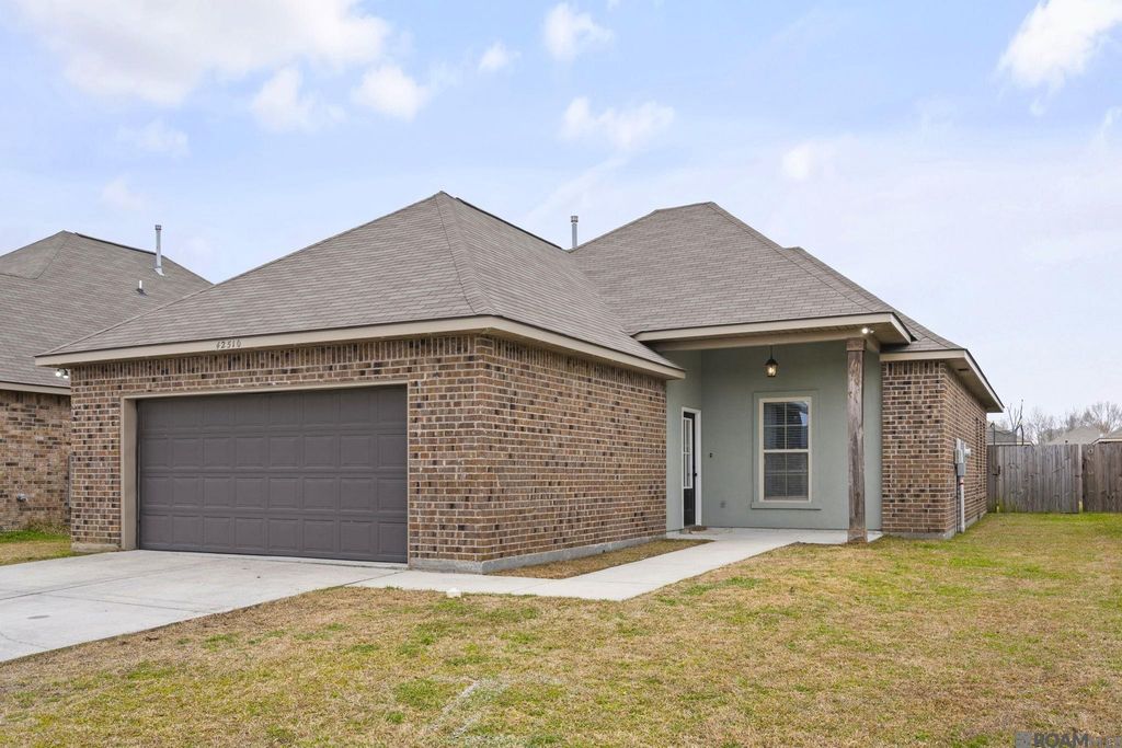 42510 Pebblestone Ave, Prairieville, LA 70769