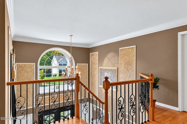 10 Treetops Drive, Monroe Twp, NJ 08831