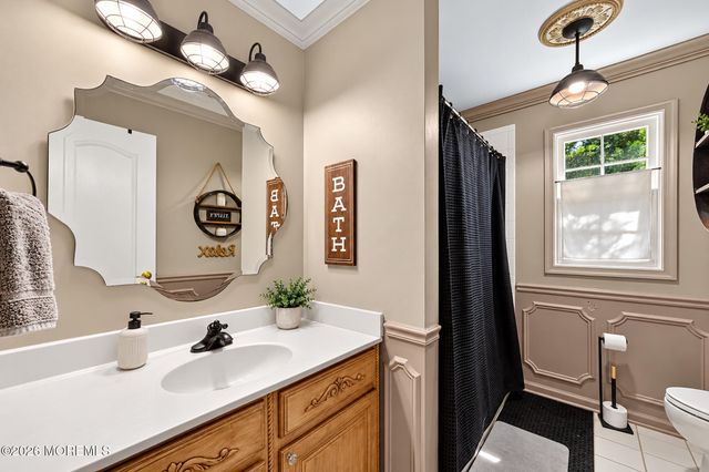 10 Treetops Drive, Monroe Twp, NJ 08831
