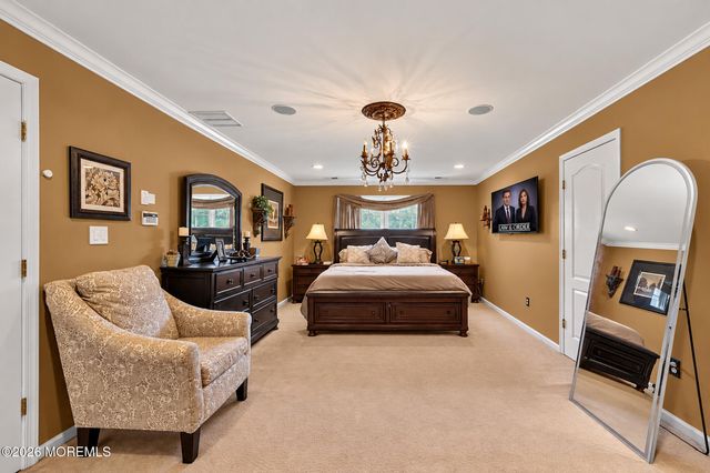 10 Treetops Drive, Monroe Twp, NJ 08831