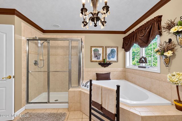 10 Treetops Drive, Monroe Twp, NJ 08831