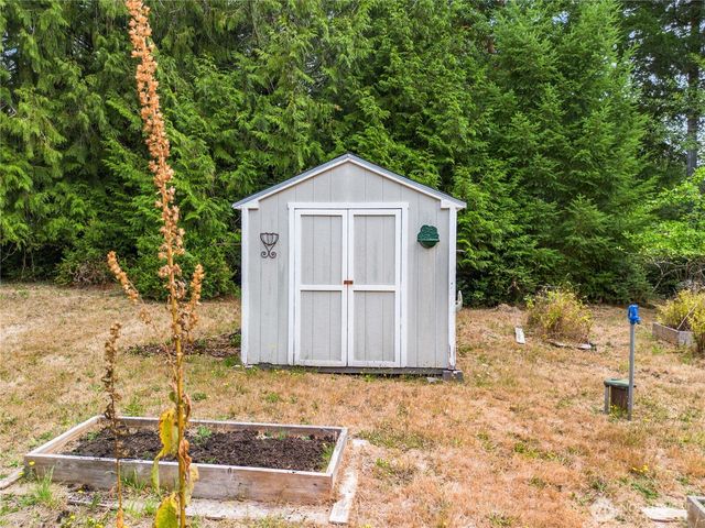 1011 E Sunset Hill Road, Shelton, WA 98584