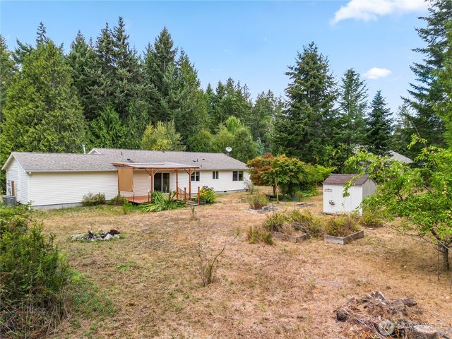 1011 E Sunset Hill Road, Shelton, WA 98584