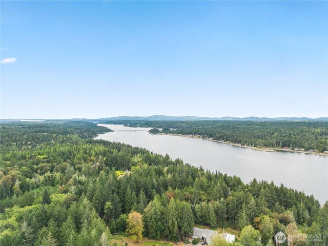 1011 E Sunset Hill Road, Shelton, WA 98584