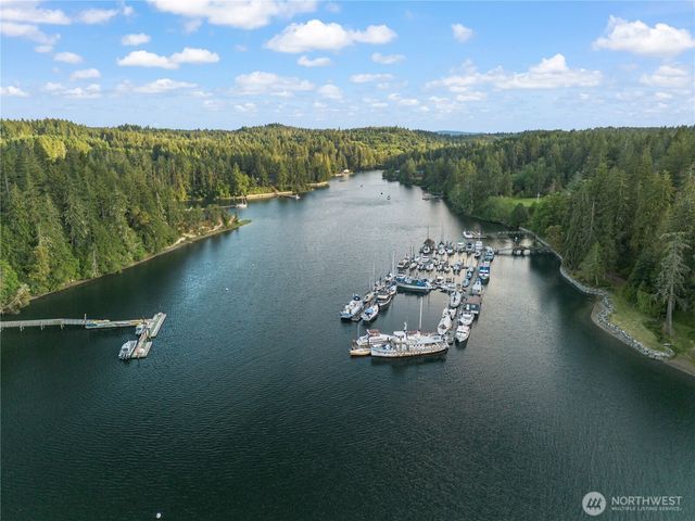 1011 E Sunset Hill Road, Shelton, WA 98584