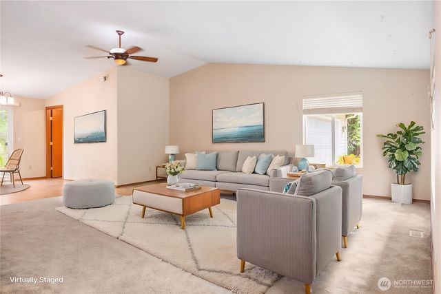 1011 E Sunset Hill Road, Shelton, WA 98584