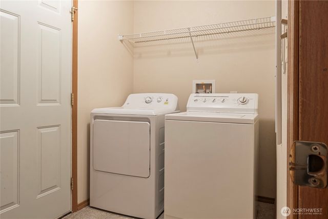 1011 E Sunset Hill Road, Shelton, WA 98584
